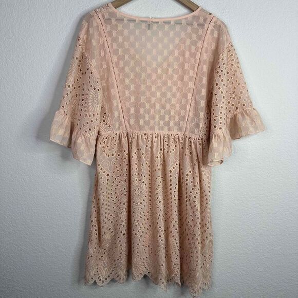 Akemi + Kin Dress Women's Size 0 Pink Eyelet Crochet Boho Whimsical Babydoll - Picture 4 of 9